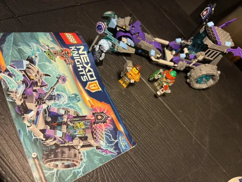 LEGO 70349 NEXO KNIGHTS: Ruina's Lock & Roller 100% Complete W/Manual