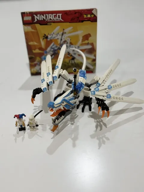 LEGO Ninjago 2260 Ice Dragon Attack w Instructions & Minifigures Near Complete