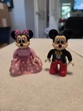 Lego Duplo Mickey Mouse Black Tux & Minne Mouse Pink/White Polka Dot Skirt Figs