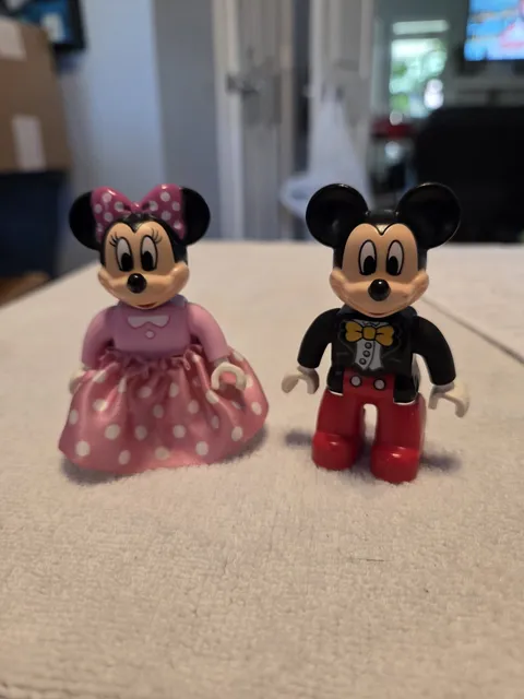 Lego Duplo Mickey Mouse Black Tux & Minne Mouse Pink/White Polka Dot Skirt Figs
