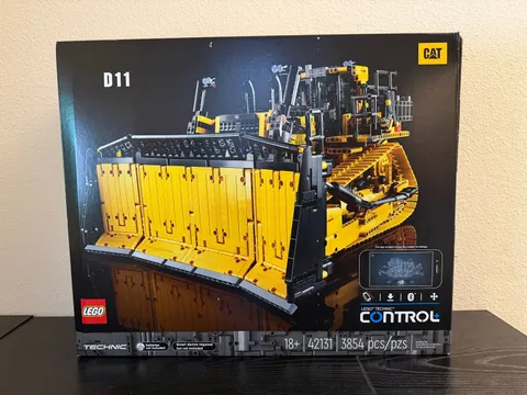 LEGO Technic D11 CAT Bulldozer 42131 100% COMPLETE