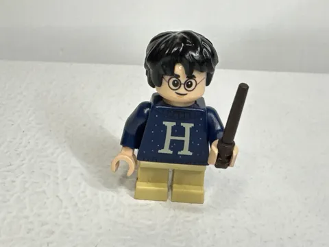 LEGO HARRY POTTER MINIFIG minifigure 75964 advent wand H sweater figure