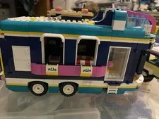 LEGO FRIENDS: Horse Show Trailer (41722)