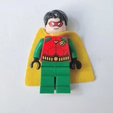 Lego Robin Minifigure Red Mask Juniors Cape Super Heroes 10753 sh514