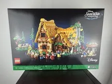 LEGO Disney 43242 Snow White and the Seven Dwarfs' Cottage Retired NSIB