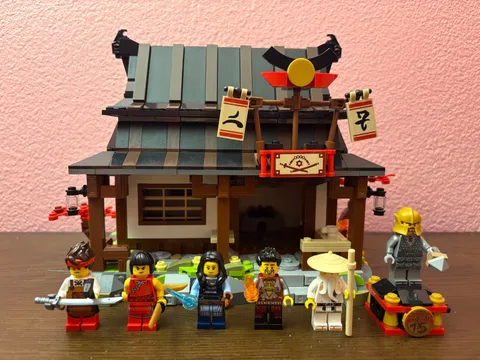 LEGO Ninjago Legacy 71858 - Four Weapons Blacksmith - 99% Complete w/ Minifigs