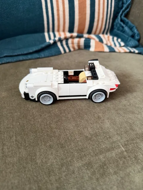 Lego 75895  Speed Champions 1974 porsche 911 (INCOMPLETE PARTS ONLY)