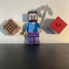 LEGO Minecraft Steve minifigure Plus Crafting Table And TNT  NEW