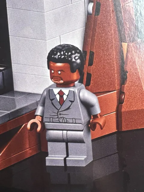 LEGO #21369 IDEAS: X-Files Mr. X  Minifigure Brand New-UNASSEMBLED!