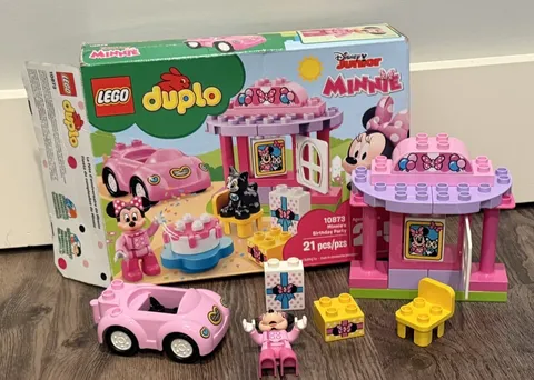 LEGO Duplo 10873 Disney Minnie's Birthday Party Nearly COMPLETE + Box LOOK!