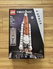 Brand New Sealed - LEGO Technic NASA Artemis Space Launch System Rocket 42221