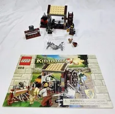 LEGO 6918 Blacksmith Attack (2011, 100% Complete W/ Manual, Kingdoms, Retired)