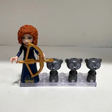 LEGO Disney Princess Merida Minifigure w/ Gold Bow & 3 Bear Cubs; Set 41051