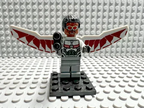 LEGO Marvel Minifigure - Falcon w/ Wings - SH0261  Captain America Civil War