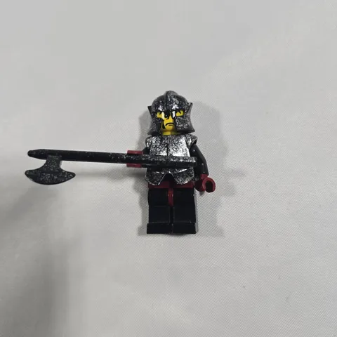 LEGO Shadow Knight - Vladek's Dark Fortress 8877 (cas271) Kingdom II Minifigure