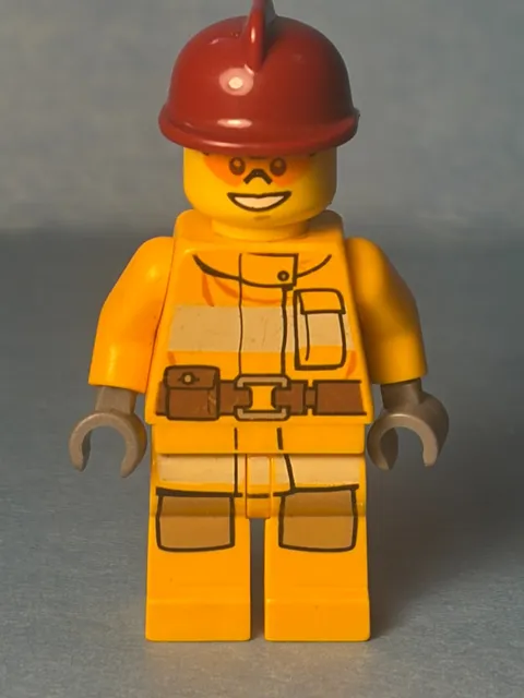 LEGO City Fire Minifig cty0338 - Male Fire Fighter - Light Scratches/No Cracks