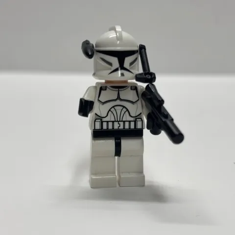 Lego Star Wars The Clone Wars Phase 1 Clone Trooper Minifigure With Blaster