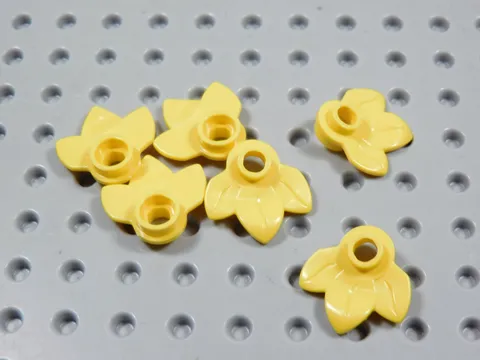 LEGO Lot of 6 Yellow Plant Plates w/ 3 Leaves Minifig BL
