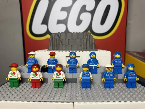Vintage LEGO Town Octan Minifigure Lot 11 Racing Pit Crew Drivers 1990s