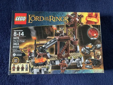 LEGO 9476 - The Lord of the Rings - The Orc Forge - NEW, SEALED!