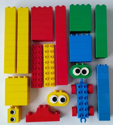 Vintage Lego DUPLO 1501 Large Storage Bucket 73-Piece Set - Complete