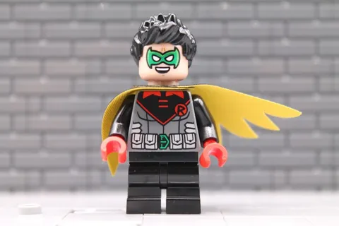LEGO® Arkham Asylum Minifig sh1079 - Robin - Green Mask