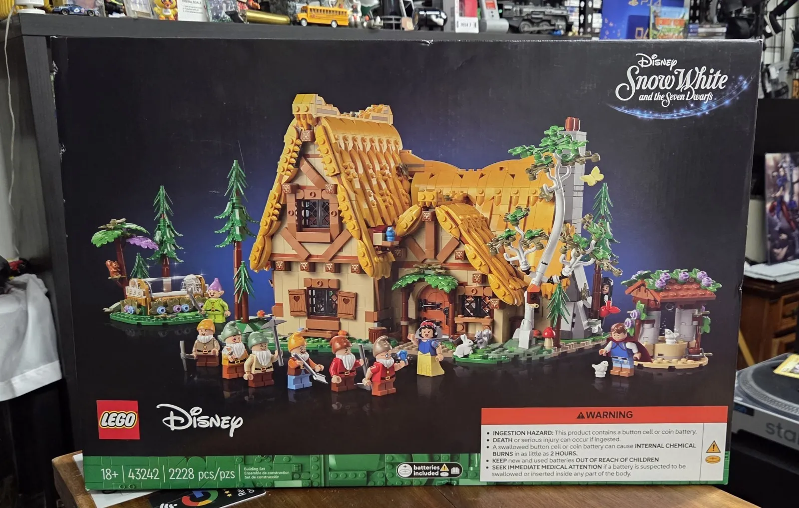 LEGO Disney Snow White's Cottage 43242 Retired Brand New Sealed Box