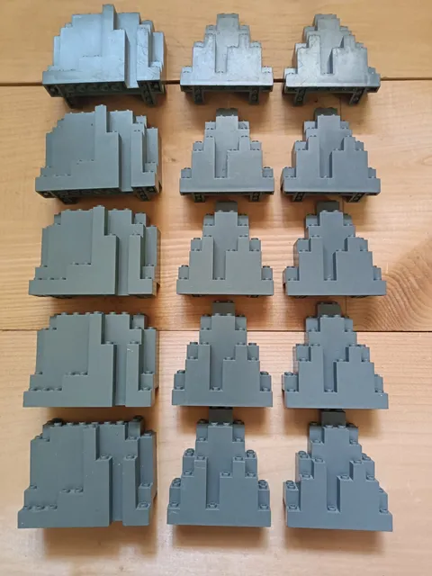 5 LEGO BURP(6082)  & 10 LEGO LURP (6083)  - LOT OF 15 CLASSIC CASTLE WALL GRAY