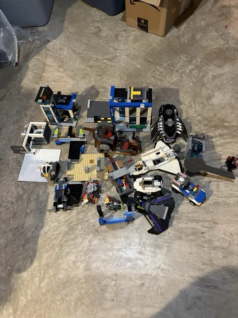 LEGO Bulk Mixed Lot Parts Vehicles Building Sections Baseplates Multicolor