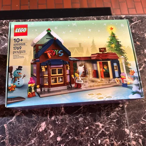 LEGO 4002025 Toy Store 1769pcs Employee Exclusive *Sealed *
