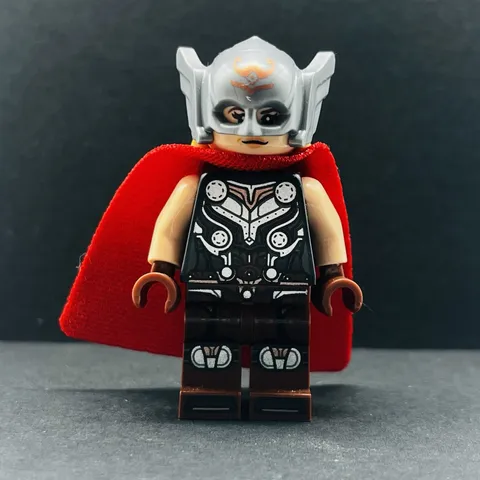 Lego Minifigure Mighty Thor (Jane Foster) sh0815 Super Heroes