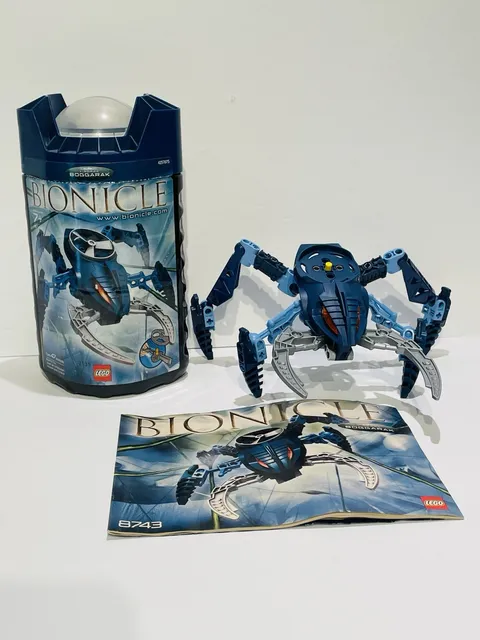 Lego Bionicle 2005 Visorak Boggarak (8743) Figure with Canister & Instructions