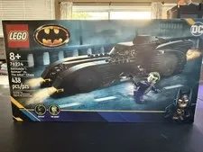 LEGO 76224 : Super Heroes: Batmobile: Batman Vs. the Joker Chase
