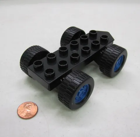 Lego Duplo Metallic Blue Chassis for Scrambler Bouncy Bob Builder Blue Wheels