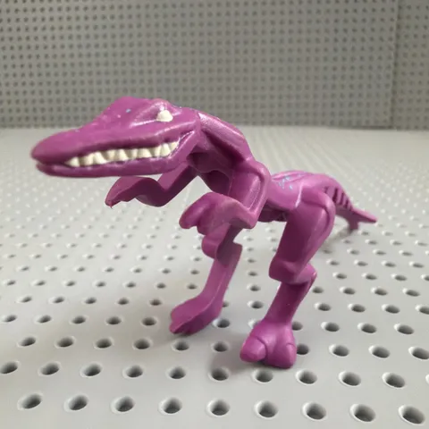 LEGO Dinosaur Mutant Lizard Minifigure Light Purple Dino Jurassic 2010 7296
