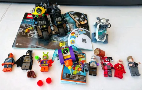 Lego DC Figures Lot + 76118 Mr. Freeze Vs Bat Cycle Incomplete Read Description 