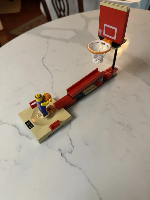 Vintage 2003 LEGO NBA Basketball Rapid Return Set 3584 - Complete