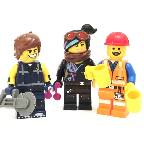 LEGO Movie 2 Minifigure Bundle 3 Figures w/ FUN Accessories Lucy Emmet Rex Lot