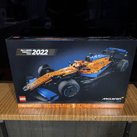 LEGO Technic Mclaren Formula 1 F1 2022 Team 42141 Fast Shipping 1432 Pcs New