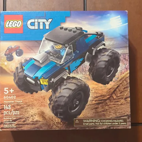LEGO City Monster Truck 60402 148 pcs Truck Driver Minifigure 5+