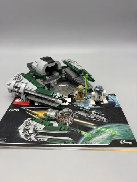 LEGO Star Wars: Yoda's Jedi Starfighter (75168) Retired Basically Complete