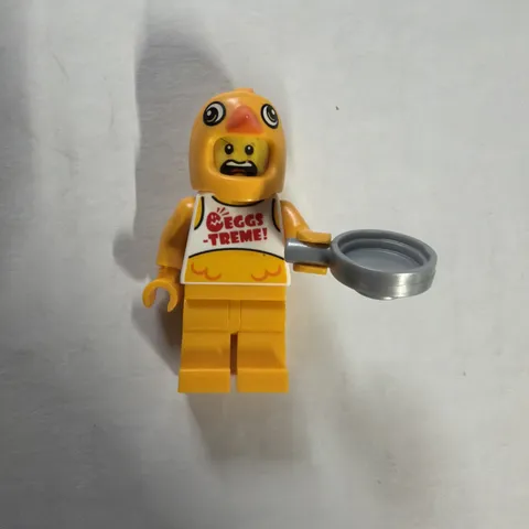 Lego CLEMMONS Stuntz Driver Minifigure - Yellow Chicken Head Helmet - cty1398