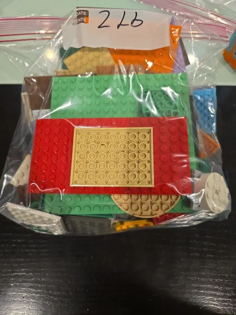 Genuine LEGO Bulk Lot 2 lbs Plates Base Plates Large Plates Mixed Colors & Parts
