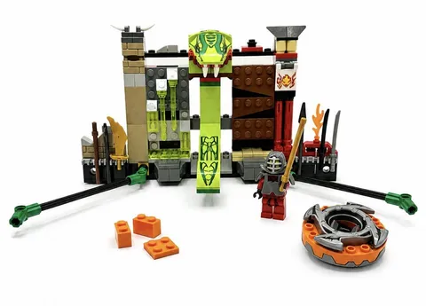 Lego Ninjago Rise of the Snakes Spinners Kendo Kai w/ Armor Set 9558 No Booklet