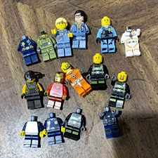 LEGO Minifigures Minifigure Lot Assorted Mixed Characters Plastic Figures