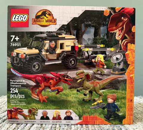 LEGO 76951 - Jurassic World Pyroraptor & Dilophosaurus Transport NEW RETIRED
