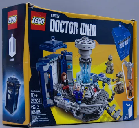 Lego Ideas 21304 Doctor Who 623 Pieces Retired NIB
