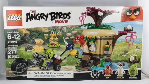 LEGO 75823 The Angry Birds Movie 277 Piece Bird Island Egg Heist 6-12 Sealed New
