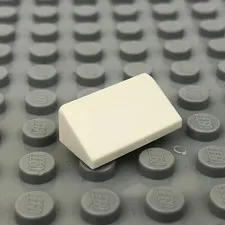 LEGO 85984 White Slope 30 1 x 2 x 2/3 (x1)