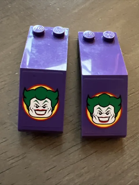 LEGO 6070pb004 Dark Purple Windscreen 5x2x1 2/3 Joker Face Batman 6863 2 Pieces